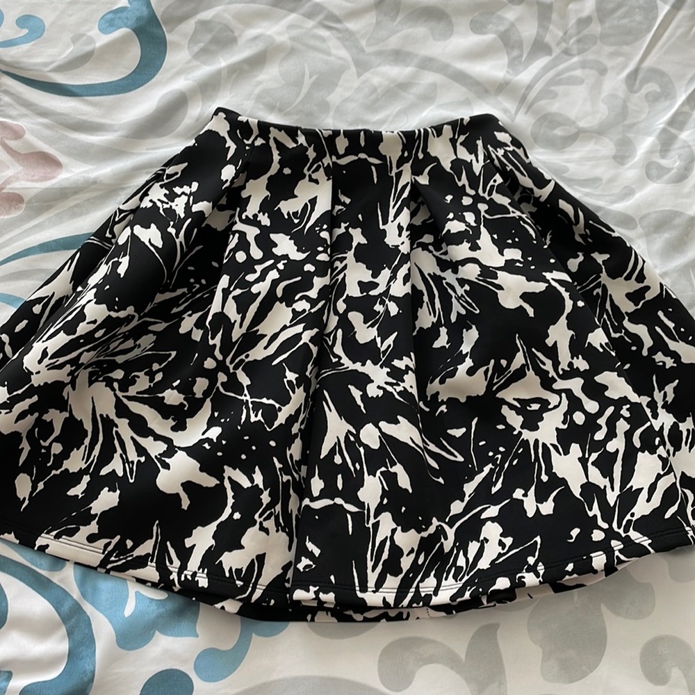 Black and white skater skirt